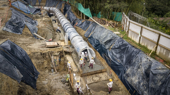 Modernización Planta de Agua Potable Ayurá
Modernización Planta de Agua Potable Ayurá
Fecha: Mayo 29 2020.
Para descargar esta fotografía en alta resolución, haga clic sobre la imagen hasta que la misma se despliegue en la pantalla completa; luego dé clic derecho y elija la opción "guardar imagen como". 
En caso de publicación por cualquier medio, solicitamos acompañarla del crédito: "Foto EPM"
Palabras clave: Tubería de Bypass Ayurá