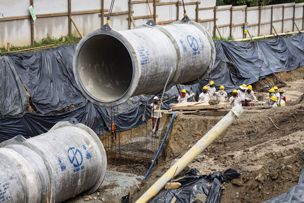 Modernización Planta de Agua Potable Ayurá
Modernización Planta de Agua Potable Ayurá
Fecha: Mayo 29 2020.
Para descargar esta fotografía en alta resolución, haga clic sobre la imagen hasta que la misma se despliegue en la pantalla completa; luego dé clic derecho y elija la opción "guardar imagen como". 
En caso de publicación por cualquier medio, solicitamos acompañarla del crédito: "Foto EPM"
Palabras clave: Tubería de Bypass Ayurá