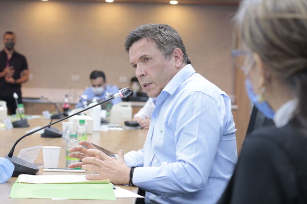 Reunión con concejales de Medellin para presentar balance de finanzas primer trimestre del año
Reunión con concejales de Medellin para presentar balance de finanzas primer trimestre del año
Fecha: Mayo 29 2020
Para descargar esta fotografía en alta resolución, haga clic sobre la imagen hasta que la misma se despliegue en la pantalla completa; luego dé clic derecho y elija la opción "guardar imagen como".
En caso de publicación por cualquier medio, solicitamos acompañarla del crédito: "Foto EPM"
Palabras clave: Reunión con concejales de Medellin para presentar balance de finanzas primer trimestre del año
