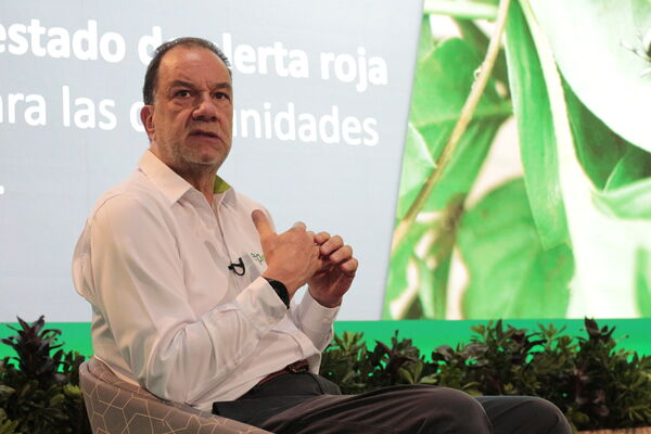 Rendición de cuentas EPM 2020
Rendición de cuentas EPM 2020
Fecha: Mayo 7 de 2020
Para descargar esta fotografía en alta resolución, haga clic sobre la imagen hasta que la misma se despliegue en la pantalla completa; luego dé clic derecho y elija la opción "guardar imagen como".
En caso de publicación por cualquier medio, solicitamos acompañarla del crédito: "Foto EPM"

Palabras clave: Rendición de cuentas EPM 2020