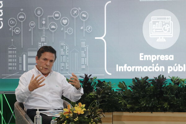 Rendición de cuentas EPM 2020
Rendición de cuentas EPM 2020
Fecha: Mayo 7 de 2020
Para descargar esta fotografía en alta resolución, haga clic sobre la imagen hasta que la misma se despliegue en la pantalla completa; luego dé clic derecho y elija la opción "guardar imagen como".
En caso de publicación por cualquier medio, solicitamos acompañarla del crédito: "Foto EPM"

Palabras clave: Rendición de cuentas EPM 2020