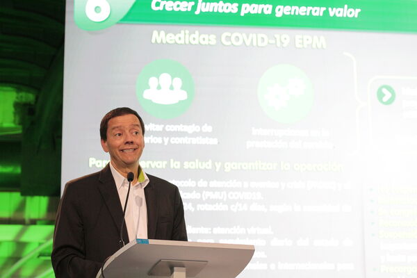 Rendición de cuentas EPM 2020
Rendición de cuentas EPM 2020
Fecha: Mayo 7 de 2020
Para descargar esta fotografía en alta resolución, haga clic sobre la imagen hasta que la misma se despliegue en la pantalla completa; luego dé clic derecho y elija la opción "guardar imagen como".
En caso de publicación por cualquier medio, solicitamos acompañarla del crédito: "Foto EPM"

Palabras clave: Rendición de cuentas EPM 2020