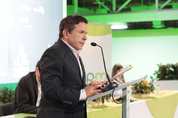 Rendición de cuentas EPM 2020
Rendición de cuentas EPM 2020
Fecha: Mayo 7 de 2020
Para descargar esta fotografía en alta resolución, haga clic sobre la imagen hasta que la misma se despliegue en la pantalla completa; luego dé clic derecho y elija la opción "guardar imagen como".
En caso de publicación por cualquier medio, solicitamos acompañarla del crédito: "Foto EPM"

Palabras clave: Rendición de cuentas EPM 2020