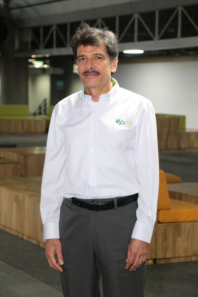 William Giraldo Jiménez Vicepresidencia Proyectos Generación
William Giraldo Jiménez Vicepresidencia Proyectos Generación.
Fecha: 11 Noviembre 2020.
Para descargar esta fotografía en alta resolución, haga clic sobre la imagen hasta que la misma se despliegue en la pantalla completa; luego dé clic derecho y elija la opción "guardar imagen como". 
En caso de publicación por cualquier medio, solicitamos acompañarla del crédito: "Foto EPM"
Palabras clave: William Giraldo Jiménez Vicepresidencia Proyectos Generación