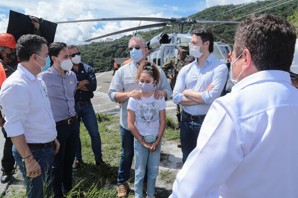 Visita presidente Iván Duque proyecto eléctrico Ituango
Visita presidente Iván Duque a proyecto eléctrico Ituango.
Fecha: 13 Noviembre 2020.
Para descargar esta fotografía en alta resolución, haga clic sobre la imagen hasta que la misma se despliegue en la pantalla completa; luego dé clic derecho y elija la opción "guardar imagen como". 
En caso de publicación por cualquier medio, solicitamos acompañarla del crédito: "Foto EPM"
Palabras clave: Visita presidente Iván Duque proyecto eléctrico Ituango