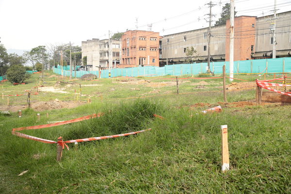 Modernización Planta Ayurá
Modernización Planta La Ayurá
Fecha: Noviembre 27 2019 
Para descargar esta fotografía en alta resolución, haga clic sobre la imagen hasta que la misma se despliegue en la pantalla completa; luego dé clic derecho y elija la opción "guardar imagen como". 
En caso de publicación por cualquier medio, solicitamos acompañarla del crédito: "Foto EPM"
Palabras clave: Modernización Planta Ayurá