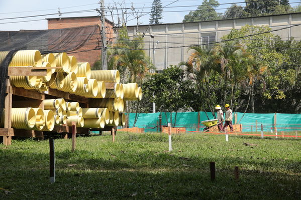 Modernización Planta Ayurá
Modernización Planta La Ayurá
Fecha: Noviembre 27 2019 
Para descargar esta fotografía en alta resolución, haga clic sobre la imagen hasta que la misma se despliegue en la pantalla completa; luego dé clic derecho y elija la opción "guardar imagen como". 
En caso de publicación por cualquier medio, solicitamos acompañarla del crédito: "Foto EPM"
Palabras clave: Modernización Planta Ayurá