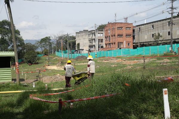 Modernización Planta Ayurá
Modernización Planta La Ayurá
Fecha: Noviembre 27 2019 
Para descargar esta fotografía en alta resolución, haga clic sobre la imagen hasta que la misma se despliegue en la pantalla completa; luego dé clic derecho y elija la opción "guardar imagen como". 
En caso de publicación por cualquier medio, solicitamos acompañarla del crédito: "Foto EPM"
Palabras clave: Modernización Planta Ayurá