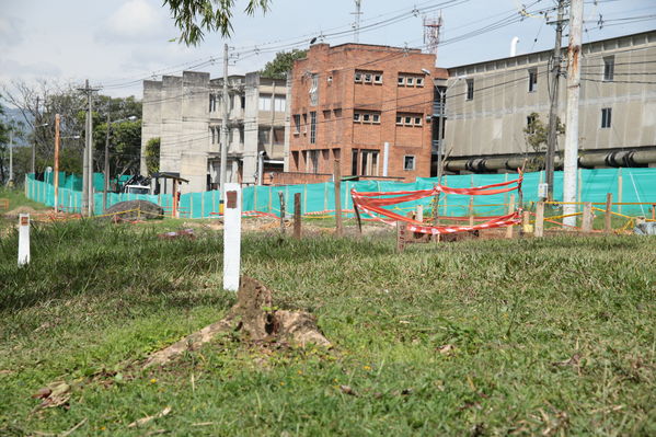 Modernización Planta Ayurá
Modernización Planta La Ayurá
Fecha: Noviembre 27 2019 
Para descargar esta fotografía en alta resolución, haga clic sobre la imagen hasta que la misma se despliegue en la pantalla completa; luego dé clic derecho y elija la opción "guardar imagen como". 
En caso de publicación por cualquier medio, solicitamos acompañarla del crédito: "Foto EPM"
Palabras clave: Modernización Planta Ayurá