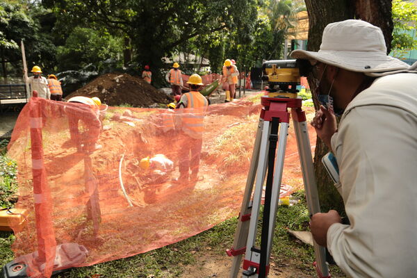 Proyecto colector Volcana
Proyecto colector La Volcana.
Fecha: 27 Noviembre 2020.
Para descargar esta fotografía en alta resolución, haga clic sobre la imagen hasta que la misma se despliegue en la pantalla completa; luego dé clic derecho y elija la opción "guardar imagen como". 
En caso de publicación por cualquier medio, solicitamos acompañarla del crédito: "Foto EPM
Palabras clave: Proyecto colector Volcana