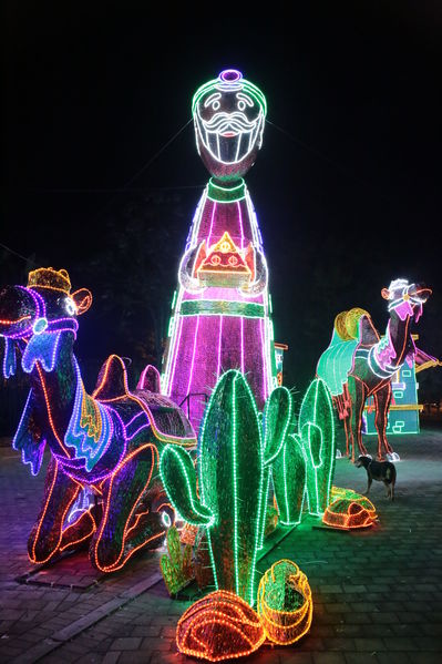 Encendido del Alumbrado Navideño 2019
Encendido del Alumbrado Navideño 2019
Fecha: Noviembre 28 2019.
Para descargar esta fotografía en alta resolución, haga clic sobre la imagen hasta que la misma se despliegue en la pantalla completa; luego dé clic derecho y elija la opción "guardar imagen como". 
En caso de publicación por cualquier medio, solicitamos acompañarla del crédito: "Foto EPM"
Palabras clave: Encendido del Alumbrado Navideño 2019