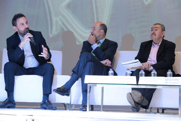 FISE 2017 Congreso CIER
FISE 2017
Fecha: Noviembre 30 de 2017
Para descargar esta fotografía en alta resolución, haga clic sobre la imagen hasta que la misma se despliegue en la pantalla completa; luego dé clic derecho y elija la opción "guardar imagen como". 
En caso de publicación por cualquier medio, solicitamos acompañarla del crédito: "Foto EPM"
Palabras clave: FISE 2017 Congreso CIER