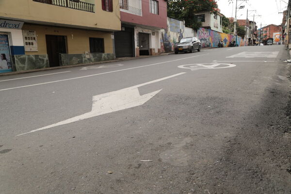 Avance Pavimentación 
Avance Pavimentación Copacabana. 
Fecha: 4 Noviembre 2020.
Para descargar esta fotografía en alta resolución, haga clic sobre la imagen hasta que la misma se despliegue en la pantalla completa; luego dé clic derecho y elija la opción "guardar imagen como". 
En caso de publicación por cualquier medio, solicitamos acompañarla del crédito: "Foto EPM"
Palabras clave: Avance Pavimentación