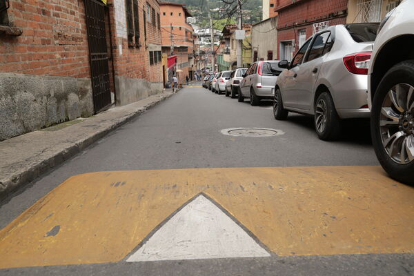 Avance Pavimentación 
Avance Pavimentación Copacabana. 
Fecha: 4 Noviembre 2020.
Para descargar esta fotografía en alta resolución, haga clic sobre la imagen hasta que la misma se despliegue en la pantalla completa; luego dé clic derecho y elija la opción "guardar imagen como". 
En caso de publicación por cualquier medio, solicitamos acompañarla del crédito: "Foto EPM"
Palabras clave: Avance Pavimentación