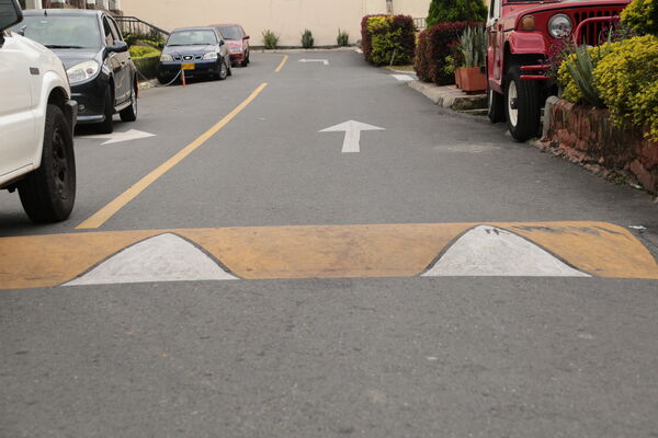 Avance Pavimentación 
Avance Pavimentación Copacabana. 
Fecha: 4 Noviembre 2020.
Para descargar esta fotografía en alta resolución, haga clic sobre la imagen hasta que la misma se despliegue en la pantalla completa; luego dé clic derecho y elija la opción "guardar imagen como". 
En caso de publicación por cualquier medio, solicitamos acompañarla del crédito: "Foto EPM"
Palabras clave: Avance Pavimentación