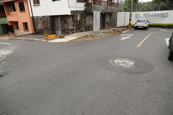Avance Pavimentación 
Avance Pavimentación Copacabana. 
Fecha: 4 Noviembre 2020.
Para descargar esta fotografía en alta resolución, haga clic sobre la imagen hasta que la misma se despliegue en la pantalla completa; luego dé clic derecho y elija la opción "guardar imagen como". 
En caso de publicación por cualquier medio, solicitamos acompañarla del crédito: "Foto EPM"
Palabras clave: Avance Pavimentación