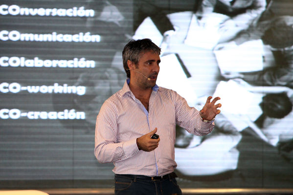 Encuentro de Medios Comunitarios y Ciudadanos UNE Grupo EPM
Encuentro de Medios Comunitarios y Ciudadanos UNE Grupo EPM
Fecha: Noviembre 7 de 2013. 
Para descargar esta fotografía en alta resolución, haga clic sobre la imagen hasta que la misma se despliegue en la pantalla completa; luego dé clic derecho y elija la opción "guardar imagen como". 
En caso de publicación por cualquier medio, solicitamos acompañarla del crédito: "Foto EPM"
Palabras clave: Encuentro Medios Comunitarios Ciudadanos UNE Grupo EPM