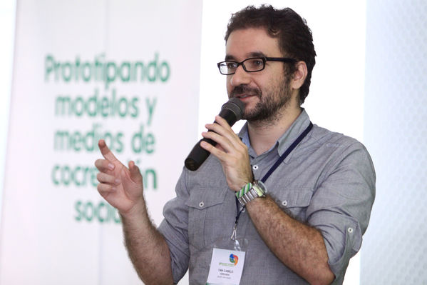 Encuentro de Medios Comunitarios y Ciudadanos UNE Grupo EPM
Encuentro de Medios Comunitarios y Ciudadanos UNE Grupo EPM
Fecha: Noviembre 7 de 2013. 
Para descargar esta fotografía en alta resolución, haga clic sobre la imagen hasta que la misma se despliegue en la pantalla completa; luego dé clic derecho y elija la opción "guardar imagen como". 
En caso de publicación por cualquier medio, solicitamos acompañarla del crédito: "Foto EPM"
Palabras clave: Encuentro Medios Comunitarios Ciudadanos UNE Grupo EPM
