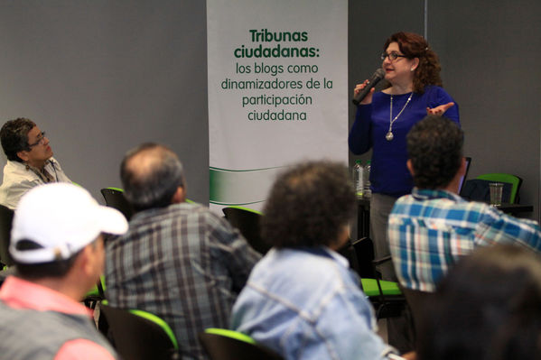 Encuentro de Medios Comunitarios y Ciudadanos UNE Grupo EPM
Encuentro de Medios Comunitarios y Ciudadanos UNE Grupo EPM
Fecha: Noviembre 7 de 2013. 
Para descargar esta fotografía en alta resolución, haga clic sobre la imagen hasta que la misma se despliegue en la pantalla completa; luego dé clic derecho y elija la opción "guardar imagen como". 
En caso de publicación por cualquier medio, solicitamos acompañarla del crédito: "Foto EPM"
Palabras clave: Encuentro Medios Comunitarios Ciudadanos UNE Grupo EPM