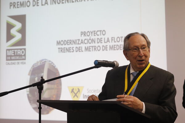 Reconocimiento SAI Aguas Claras
Reconocimiento SAI Aguas Claras
Fecha: Noviembre 11 2021
Para descargar esta fotografía en alta resolución, haga clic sobre la imagen hasta que la misma se despliegue en la pantalla completa; luego dé clic derecho y elija la opción "guardar imagen como". 
En caso de publicación por cualquier medio, solicitamos acompañarla del crédito: "Foto EPM"
Palabras clave: Reconocimiento SAI Aguas Claras