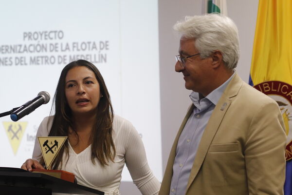 Reconocimiento SAI Aguas Claras
Reconocimiento SAI Aguas Claras
Fecha: Noviembre 11 2021
Para descargar esta fotografía en alta resolución, haga clic sobre la imagen hasta que la misma se despliegue en la pantalla completa; luego dé clic derecho y elija la opción "guardar imagen como". 
En caso de publicación por cualquier medio, solicitamos acompañarla del crédito: "Foto EPM"
Palabras clave: Reconocimiento SAI Aguas Claras