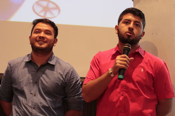 Ganadores innóvate 2019
Ganadores innóvate 2019.
Fecha: Noviembre 15 2019. 
Para descargar esta fotografía en alta resolución, haga clic sobre la imagen hasta que la misma se despliegue en la pantalla completa; luego dé clic derecho y elija la opción "guardar imagen como". 
En caso de publicación por cualquier medio, solicitamos acompañarla del crédito: "Foto EPM"
Palabras clave: Ganadores innóvate 2019