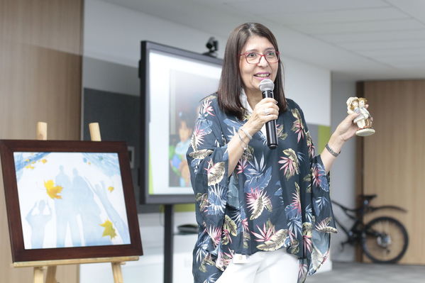 Programa ser mas del grupo EPM, apoya y valora las iniciativas de los empleados de la compañía 
Programa ser mas del grupo EPM, apoya y valora las iniciativas de los empleados de la compañía 
Fecha: Noviembre 15 2019.
Para descargar esta fotografía en alta resolución, haga clic sobre la imagen hasta que la misma se despliegue en la pantalla completa; luego dé clic derecho y elija la opción "guardar imagen como". 
En caso de publicación por cualquier medio, solicitamos acompañarla del crédito: "Foto EPM"
Palabras clave: Programa ser mas del grupo EPM, apoya y valora las iniciativas de los empleados de la compañía