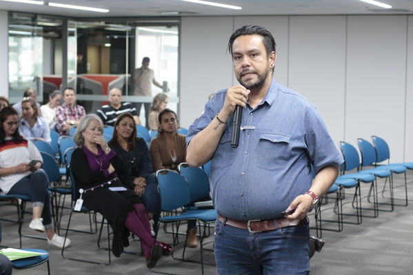 Programa ser mas del grupo EPM, apoya y valora las iniciativas de los empleados de la compañía 
Programa ser mas del grupo EPM, apoya y valora las iniciativas de los empleados de la compañía 
Fecha: Noviembre 15 2019.
Para descargar esta fotografía en alta resolución, haga clic sobre la imagen hasta que la misma se despliegue en la pantalla completa; luego dé clic derecho y elija la opción "guardar imagen como". 
En caso de publicación por cualquier medio, solicitamos acompañarla del crédito: "Foto EPM"
Palabras clave: Programa ser mas del grupo EPM, apoya y valora las iniciativas de los empleados de la compañía