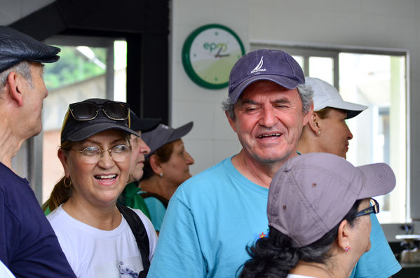 Recorrido Caminos Agua lideres comunitarios Acueducto Sur
Recorrido Caminos Agua lideres comunitarios Acueducto Sur.
Fecha: Noviembre 16 2019.
Para descargar esta fotografía en alta resolución, haga clic sobre la imagen hasta que la misma se despliegue en la pantalla completa; luego dé clic derecho y elija la opción "guardar imagen como". 
En caso de publicación por cualquier medio, solicitamos acompañarla del crédito: "Foto EPM"
Palabras clave: Recorrido Caminos Agua lideres comunitarios Acueducto Sur