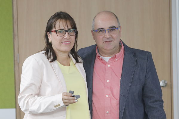 Años de servicio 2017
Años de servicio 2017
Fecha: Noviembre 23 de 2017
Para descargar esta fotografía en alta resolución, haga clic sobre la imagen hasta que la misma se despliegue en la pantalla completa; luego dé clic derecho y elija la opción "guardar imagen como". 
En caso de publicación por cualquier medio, solicitamos acompañarla del crédito: "Foto EPM"
Palabras clave: Años  servicio 2017 Agua Saneamiento
