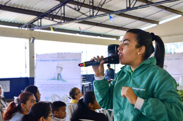 Cierre 2019 Unidos Agua
Cierre 2019 Unidos Agua.
Fecha: Noviembre 22 2019 
Para descargar esta fotografía en alta resolución, haga clic sobre la imagen hasta que la misma se despliegue en la pantalla completa; luego dé clic derecho y elija la opción "guardar imagen como". 
En caso de publicación por cualquier medio, solicitamos acompañarla del crédito: "Foto EPM"
Palabras clave: Cierre 2019 Unidos Agua