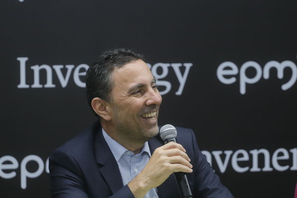 Rueda prensa Alianza EPM Invernergy
Rueda prensa Alianza EPM Invernergy.
Fecha: Noviembre 27 2019 
Para descargar esta fotografía en alta resolución, haga clic sobre la imagen hasta que la misma se despliegue en la pantalla completa; luego dé clic derecho y elija la opción "guardar imagen como". 
En caso de publicación por cualquier medio, solicitamos acompañarla del crédito: "Foto EPM"
Palabras clave: Rueda prensa Alianza EPM Invernergy