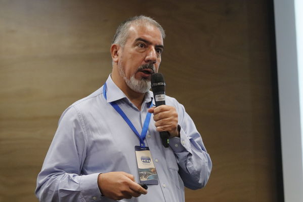 Conferencia anual ICH 2017
Conferencia anual ICH 2017
Fecha: Noviembre 28 de 2017
Para descargar esta fotografía en alta resolución, haga clic sobre la imagen hasta que la misma se despliegue en la pantalla completa; luego dé clic derecho y elija la opción "guardar imagen como". 
En caso de publicación por cualquier medio, solicitamos acompañarla del crédito: "Foto EPM"
Palabras clave: Conferencia anual ICH 2017