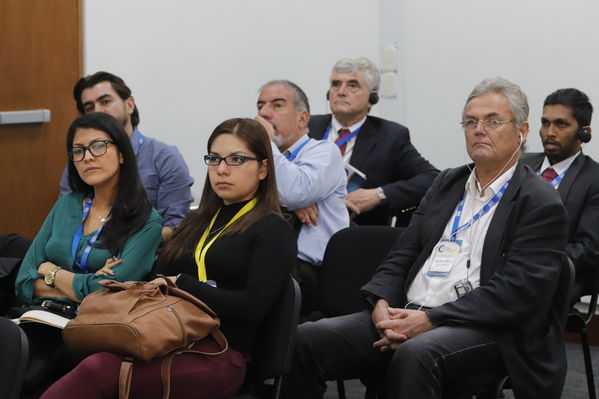 Conferencia anual ICH 2017
Conferencia anual ICH 2017
Fecha: Noviembre 28 de 2017
Para descargar esta fotografía en alta resolución, haga clic sobre la imagen hasta que la misma se despliegue en la pantalla completa; luego dé clic derecho y elija la opción "guardar imagen como". 
En caso de publicación por cualquier medio, solicitamos acompañarla del crédito: "Foto EPM"
Palabras clave: Conferencia anual ICH 2017