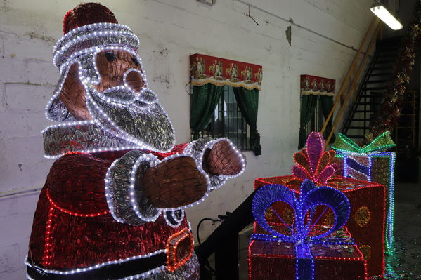 Rueda de prensa Alumbrado Navideño 2017
Rueda de prensa Alumbrado Navideño 2017
Fecha: Noviembre 3 de 2017
Para descargar esta fotografía en alta resolución, haga clic sobre la imagen hasta que la misma se despliegue en la pantalla completa; luego dé clic derecho y elija la opción "guardar imagen como". 
En caso de publicación por cualquier medio, solicitamos acompañarla del crédito: "Foto EPM"
Palabras clave: Rueda de prensa Alumbrado Navideño 2017