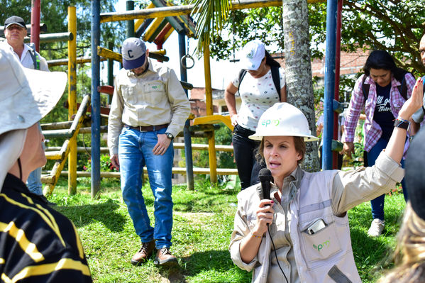 Recorrido de "Los Caminos del Agua" con lideres comunitarios Saneamiento Norte
Fecha: Noviembre 30 de 2019
Para descargar esta fotografía en alta resolución, haga clic sobre la imagen hasta que la misma se despliegue en la pantalla completa; luego dé clic derecho y elija la opción "guardar imagen como".
En caso de publicación por cualquier medio, solicitamos acompañarla del crédito: "Foto EPM"
