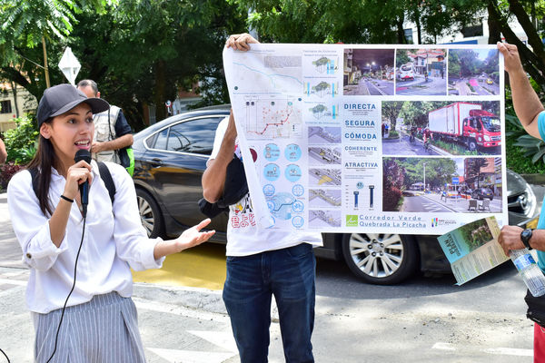 Recorrido de "Los Caminos del Agua" con lideres comunitarios Saneamiento Norte
Fecha: Noviembre 30 de 2019
Para descargar esta fotografía en alta resolución, haga clic sobre la imagen hasta que la misma se despliegue en la pantalla completa; luego dé clic derecho y elija la opción "guardar imagen como".
En caso de publicación por cualquier medio, solicitamos acompañarla del crédito: "Foto EPM"
