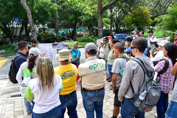 Recorrido de "Los Caminos del Agua" con lideres comunitarios Saneamiento Norte
Fecha: Noviembre 30 de 2019
Para descargar esta fotografía en alta resolución, haga clic sobre la imagen hasta que la misma se despliegue en la pantalla completa; luego dé clic derecho y elija la opción "guardar imagen como".
En caso de publicación por cualquier medio, solicitamos acompañarla del crédito: "Foto EPM"
