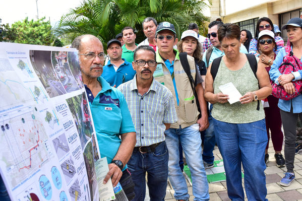 Recorrido de "Los Caminos del Agua" con lideres comunitarios Saneamiento Norte
Fecha: Noviembre 30 de 2019
Para descargar esta fotografía en alta resolución, haga clic sobre la imagen hasta que la misma se despliegue en la pantalla completa; luego dé clic derecho y elija la opción "guardar imagen como".
En caso de publicación por cualquier medio, solicitamos acompañarla del crédito: "Foto EPM"
