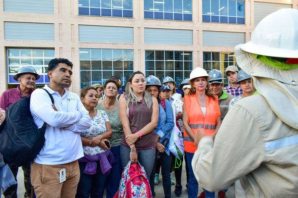 Recorrido de "Los Caminos del Agua" con lideres comunitarios Saneamiento Norte
Fecha: Noviembre 30 de 2019
Para descargar esta fotografía en alta resolución, haga clic sobre la imagen hasta que la misma se despliegue en la pantalla completa; luego dé clic derecho y elija la opción "guardar imagen como".
En caso de publicación por cualquier medio, solicitamos acompañarla del crédito: "Foto EPM"
