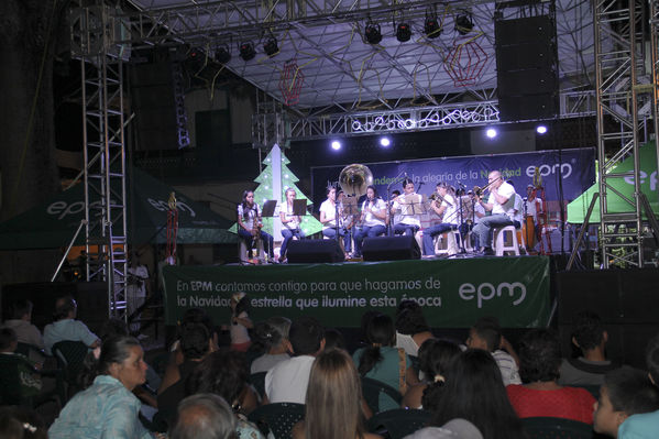 Encendido alumbrado navideño. Santafé de Antioquia
Palabras clave: Encendido alumbrado navideño Santafé Antioquia