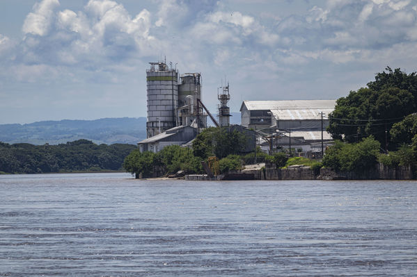 Seguridad trabajo Termoeléctrica Sierra Puerto Nare
Seguridad en el trabajo Termoeléctrica La Sierra Puerto Nare. 
Fecha: Noviembre 5 2019. 
Para descargar esta fotografía en alta resolución, haga clic sobre la imagen hasta que la misma se despliegue en la pantalla completa; luego dé clic derecho y elija la opción "guardar imagen como". 
En caso de publicación por cualquier medio, solicitamos acompañarla del crédito: "Foto EPM"
Palabras clave: Seguridad trabajo Termoeléctrica Sierra Puerto Nare
