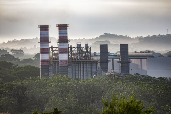 Seguridad trabajo Termoeléctrica Sierra Puerto Nare
Seguridad en el trabajo Termoeléctrica La Sierra Puerto Nare. 
Fecha: Noviembre 5 2019. 
Para descargar esta fotografía en alta resolución, haga clic sobre la imagen hasta que la misma se despliegue en la pantalla completa; luego dé clic derecho y elija la opción "guardar imagen como". 
En caso de publicación por cualquier medio, solicitamos acompañarla del crédito: "Foto EPM"
Palabras clave: Seguridad trabajo Termoeléctrica Sierra Puerto Nare