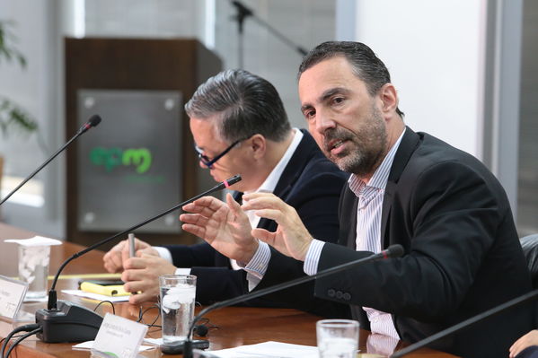 Rueda prensa proyecto Hidroeléctrico Ituango 
Rueda de prensa del proyecto hidroeléctrico Ituango
Fecha: 2 Octubre 2018.
Para descargar esta fotografía en alta resolución, haga clic sobre la imagen hasta que la misma se despliegue en la pantalla completa; luego dé clic derecho y elija la opción "guardar imagen como". 
En caso de publicación por cualquier medio, solicitamos acompañarla del crédito: "Foto EPM"
Palabras clave: Rueda prensa proyecto Hidroeléctrico Ituango