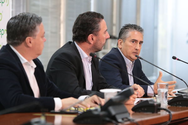 Rueda prensa proyecto Hidroeléctrico Ituango 
Rueda de prensa del proyecto hidroeléctrico Ituango
Fecha: 2 Octubre 2018.
Para descargar esta fotografía en alta resolución, haga clic sobre la imagen hasta que la misma se despliegue en la pantalla completa; luego dé clic derecho y elija la opción "guardar imagen como". 
En caso de publicación por cualquier medio, solicitamos acompañarla del crédito: "Foto EPM"
Palabras clave: Rueda prensa proyecto Hidroeléctrico Ituango