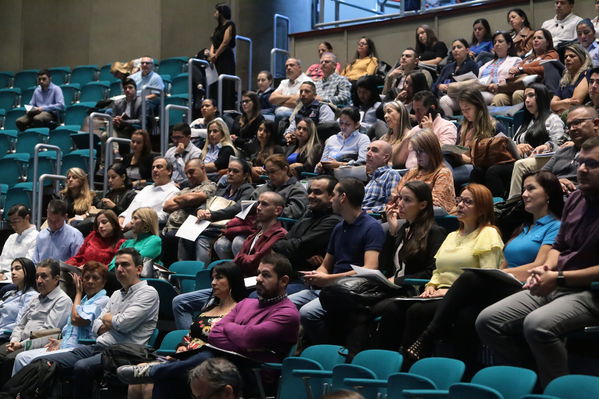 IV Encuentro proveedores Proveeduría EPM.
IV Encuentro proveedores Proveeduría EPM.
Fecha: 22 Octubre 2019.
Para descargar esta fotografía en alta resolución, haga clic sobre la imagen hasta que la misma se despliegue en la pantalla completa; luego dé clic derecho y elija la opción "guardar imagen como". 
En caso de publicación por cualquier medio, solicitamos acompañarla del crédito: "Foto EPM"
Palabras clave: IV Encuentro proveedores Proveeduría EPM.