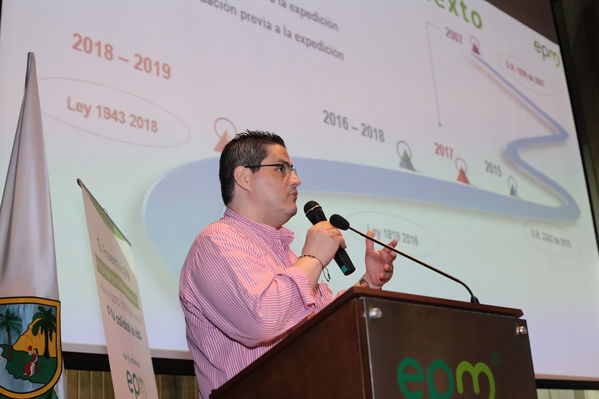 IV Encuentro proveedores Proveeduría EPM.
IV Encuentro proveedores Proveeduría EPM.
Fecha: 22 Octubre 2019.
Para descargar esta fotografía en alta resolución, haga clic sobre la imagen hasta que la misma se despliegue en la pantalla completa; luego dé clic derecho y elija la opción "guardar imagen como". 
En caso de publicación por cualquier medio, solicitamos acompañarla del crédito: "Foto EPM"
Palabras clave: IV Encuentro proveedores Proveeduría EPM.