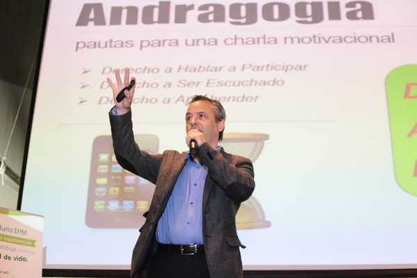IV Encuentro proveedores Proveeduría EPM.
IV Encuentro proveedores Proveeduría EPM.
Fecha: 22 Octubre 2019.
Para descargar esta fotografía en alta resolución, haga clic sobre la imagen hasta que la misma se despliegue en la pantalla completa; luego dé clic derecho y elija la opción "guardar imagen como". 
En caso de publicación por cualquier medio, solicitamos acompañarla del crédito: "Foto EPM"
Palabras clave: IV Encuentro proveedores Proveeduría EPM.