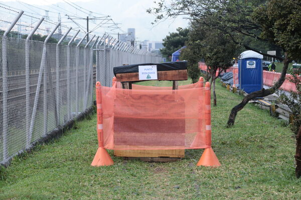 Túnel lineal proyecto central Guayabal
Túnel lineal proyecto Central y Guayabal.
Fecha: 23 Octubre 2020.
Para descargar esta fotografía en alta resolución, haga clic sobre la imagen hasta que la misma se despliegue en la pantalla completa; luego dé clic derecho y elija la opción "guardar imagen como". 
En caso de publicación por cualquier medio, solicitamos acompañarla del crédito: "Foto EPM"
Palabras clave: Túnel lineal proyecto central Guayabal