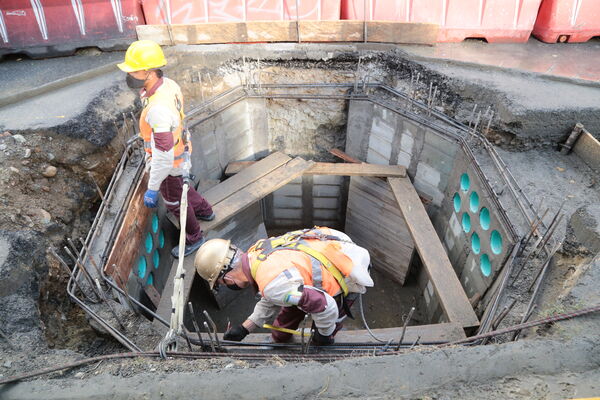 Túnel lineal proyecto central Guayabal
Túnel lineal proyecto Central y Guayabal.
Fecha: 23 Octubre 2020.
Para descargar esta fotografía en alta resolución, haga clic sobre la imagen hasta que la misma se despliegue en la pantalla completa; luego dé clic derecho y elija la opción "guardar imagen como". 
En caso de publicación por cualquier medio, solicitamos acompañarla del crédito: "Foto EPM"
Palabras clave: Túnel lineal proyecto central Guayabal